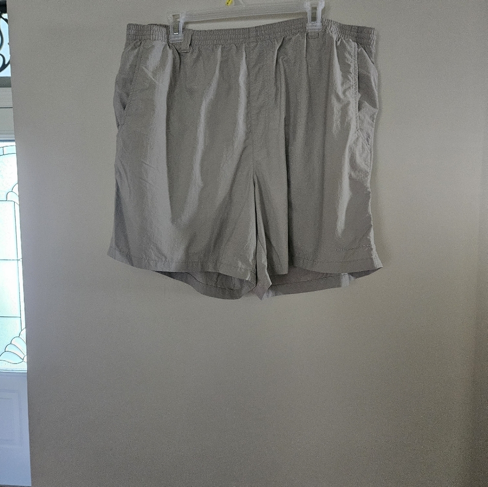 Columbia Tan Athletic Shorts Lightweight Elastic Waist